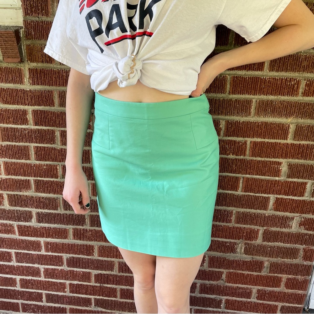 NWT J. Crew Women's Green Pencil Mini Skirt - size 6